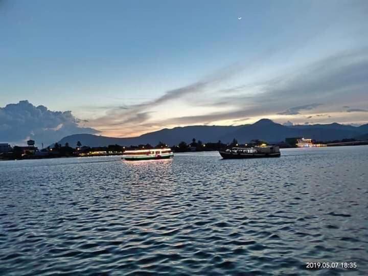 Twin Home Guesthouse Kampot Exterior photo