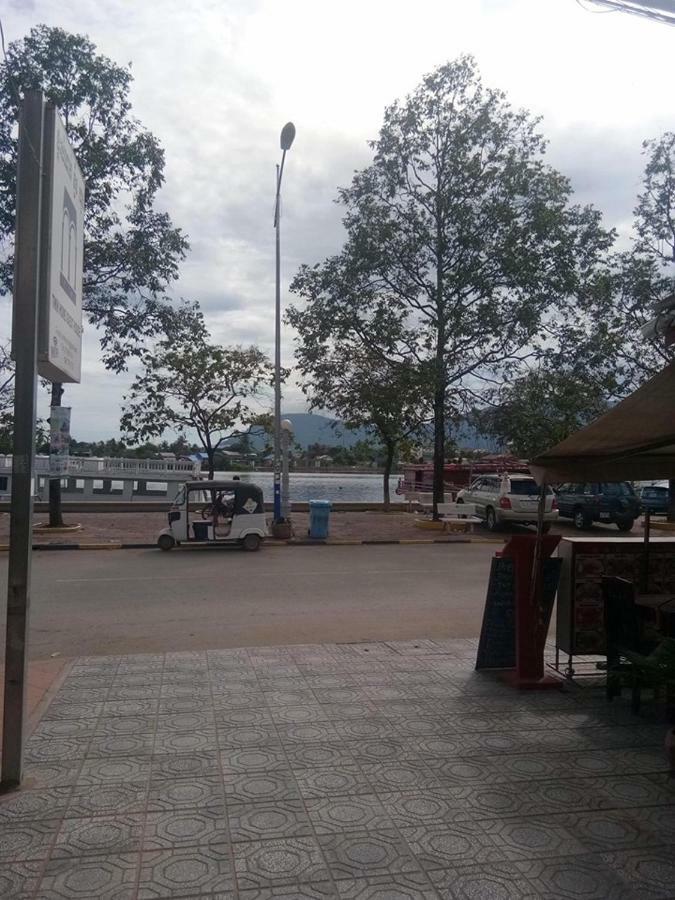 Twin Home Guesthouse Kampot Exterior photo